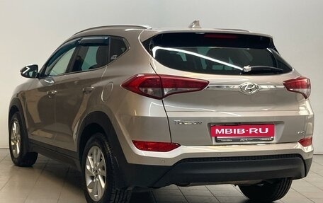 Hyundai Tucson III, 2017 год, 2 370 000 рублей, 7 фотография