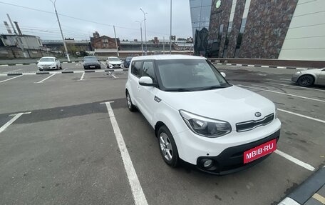 KIA Soul II рестайлинг, 2018 год, 1 730 000 рублей, 10 фотография