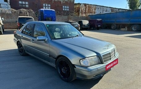 Mercedes-Benz C-Класс, 1994 год, 275 000 рублей, 4 фотография