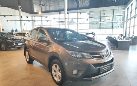 Toyota RAV4, 2013 год, 1 995 000 рублей, 7 фотография