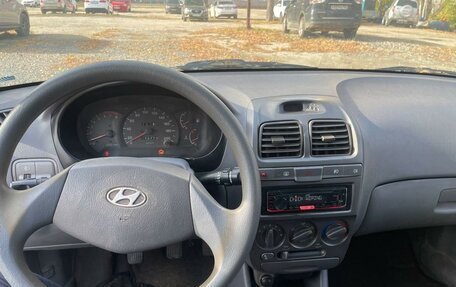 Hyundai Accent II, 2004 год, 259 000 рублей, 8 фотография