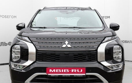 Mitsubishi Outlander, 2022 год, 4 865 000 рублей, 2 фотография