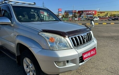 Toyota Land Cruiser Prado 120 рестайлинг, 2003 год, 2 040 000 рублей, 12 фотография