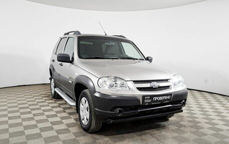 Chevrolet Niva I рестайлинг, 2017 год, 851 000 рублей, 3 фотография