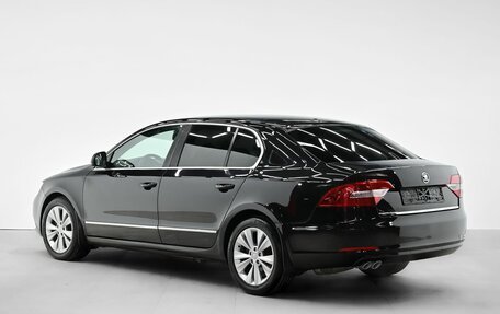 Skoda Superb III рестайлинг, 2014 год, 1 255 000 рублей, 4 фотография