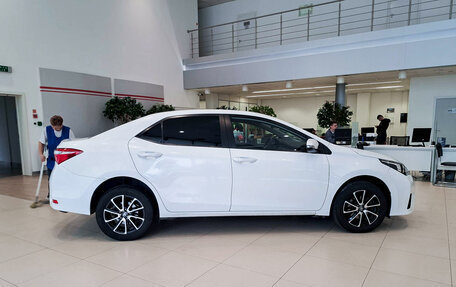 Toyota Corolla, 2013 год, 1 516 000 рублей, 4 фотография