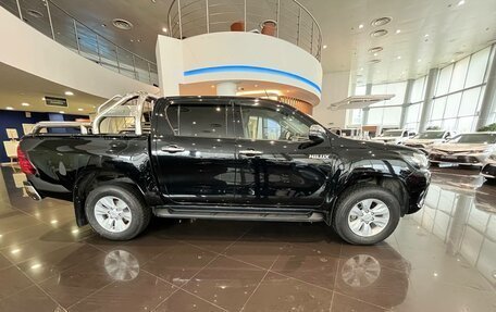 Toyota Hilux VIII, 2019 год, 4 910 000 рублей, 4 фотография