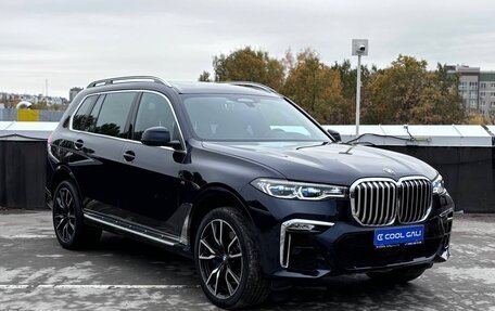 BMW X7, 2022 год, 13 980 000 рублей, 2 фотография