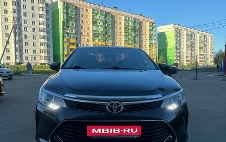 Toyota Camry, 2017 год, 2 450 000 рублей, 3 фотография