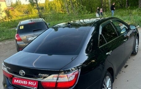 Toyota Camry, 2017 год, 2 450 000 рублей, 2 фотография