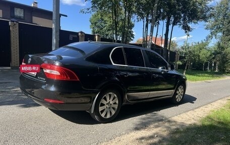 Skoda Superb III рестайлинг, 2013 год, 1 650 000 рублей, 11 фотография