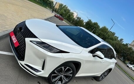 Lexus RX IV рестайлинг, 2020 год, 6 750 000 рублей, 4 фотография