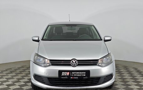 Volkswagen Polo VI (EU Market), 2011 год, 680 000 рублей, 2 фотография