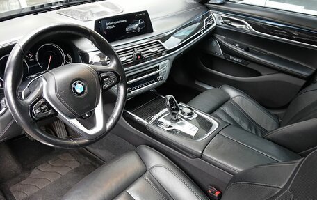 BMW 7 серия, 2017 год, 4 050 000 рублей, 3 фотография