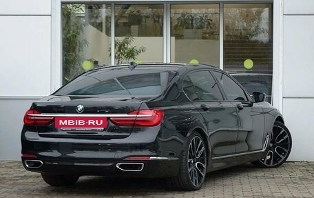 BMW 7 серия, 2017 год, 4 050 000 рублей, 29 фотография