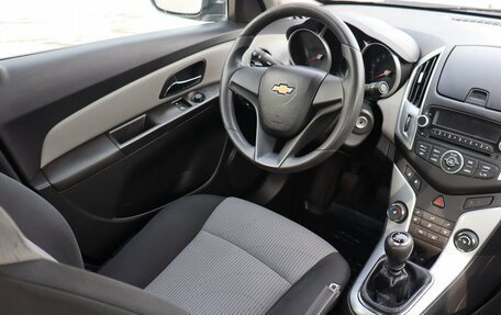 Chevrolet Cruze II, 2013 год, 940 000 рублей, 14 фотография