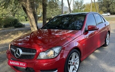 Mercedes-Benz C-Класс, 2011 год, 1 320 000 рублей, 2 фотография