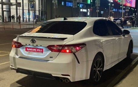 Toyota Camry, 2019 год, 2 700 000 рублей, 5 фотография