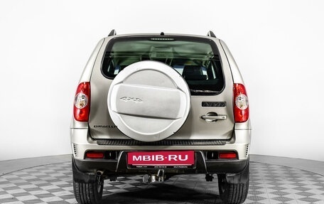 Chevrolet Niva I рестайлинг, 2015 год, 590 000 рублей, 6 фотография