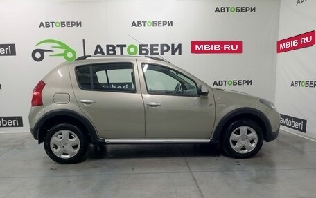 Renault Sandero I, 2014 год, 849 000 рублей, 6 фотография