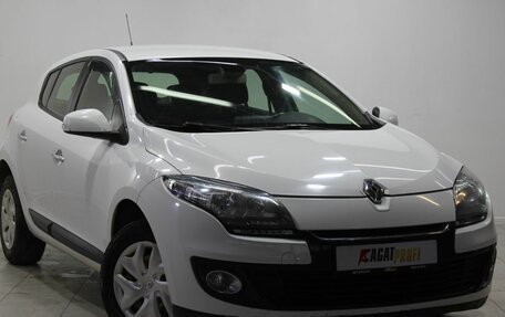 Renault Megane III, 2013 год, 790 000 рублей, 3 фотография