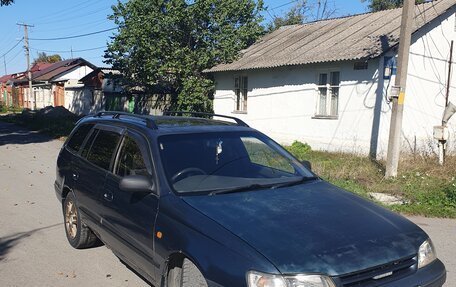 Toyota Caldina, 1994 год, 400 000 рублей, 1 фотография