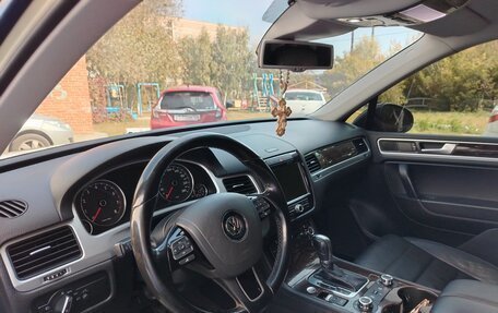 Volkswagen Touareg III, 2013 год, 2 350 000 рублей, 10 фотография