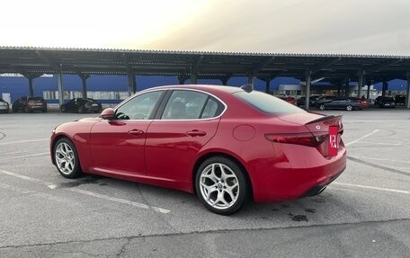 Alfa Romeo Giulia II, 2018 год, 2 750 000 рублей, 7 фотография