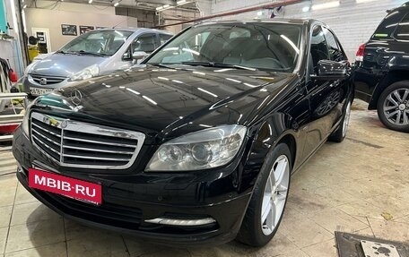 Mercedes-Benz C-Класс, 2010 год, 1 100 000 рублей, 2 фотография