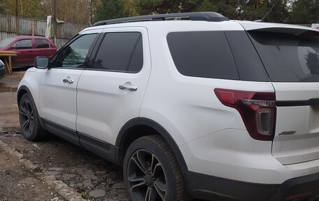 Ford Explorer VI, 2013 год, 1 580 000 рублей, 4 фотография