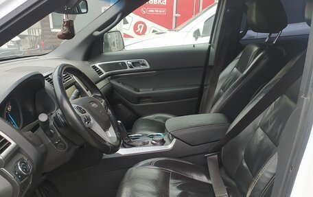 Ford Explorer VI, 2013 год, 1 580 000 рублей, 5 фотография