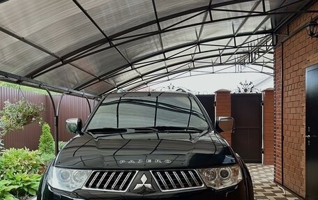 Mitsubishi Pajero Sport II рестайлинг, 2012 год, 2 500 000 рублей, 1 фотография