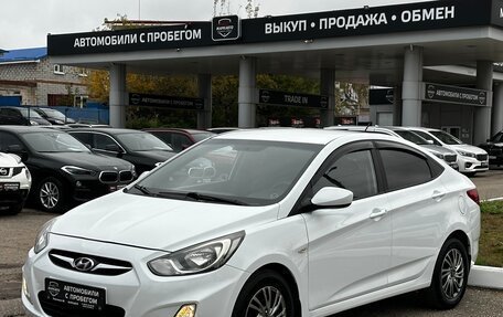 Hyundai Solaris II рестайлинг, 2011 год, 820 000 рублей, 2 фотография