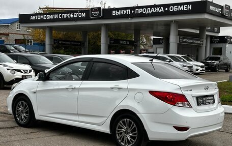 Hyundai Solaris II рестайлинг, 2011 год, 820 000 рублей, 6 фотография