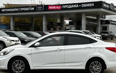 Hyundai Solaris II рестайлинг, 2011 год, 820 000 рублей, 4 фотография