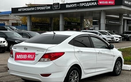 Hyundai Solaris II рестайлинг, 2011 год, 820 000 рублей, 5 фотография