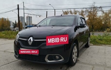 Renault Sandero II рестайлинг, 2017 год, 1 080 000 рублей, 2 фотография