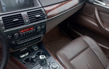 BMW X5, 2010 год, 2 150 000 рублей, 2 фотография