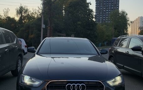 Audi A4, 2012 год, 1 650 000 рублей, 4 фотография