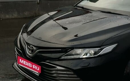 Toyota Camry, 2018 год, 2 900 000 рублей, 3 фотография