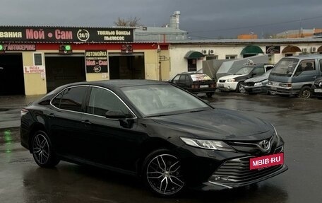 Toyota Camry, 2018 год, 2 900 000 рублей, 5 фотография