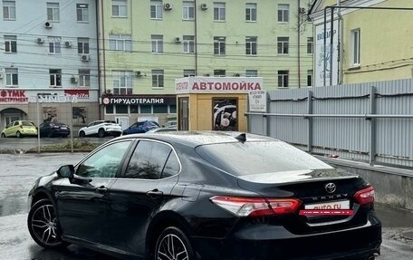 Toyota Camry, 2018 год, 2 900 000 рублей, 9 фотография