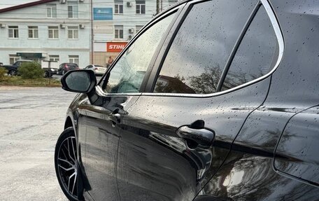 Toyota Camry, 2018 год, 2 900 000 рублей, 10 фотография