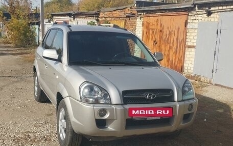 Hyundai Tucson III, 2006 год, 990 000 рублей, 4 фотография