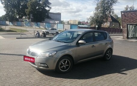 KIA cee'd I рестайлинг, 2010 год, 1 080 000 рублей, 2 фотография