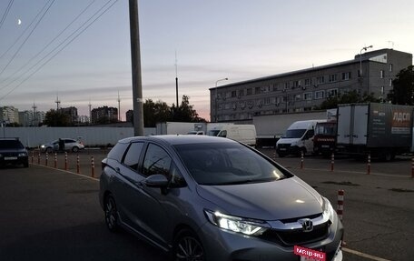 Honda Shuttle II, 2016 год, 2 300 000 рублей, 18 фотография