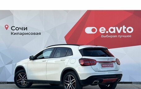 Mercedes-Benz GLA, 2015 год, 2 200 000 рублей, 4 фотография