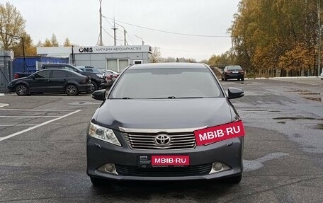 Toyota Camry, 2013 год, 1 900 600 рублей, 2 фотография