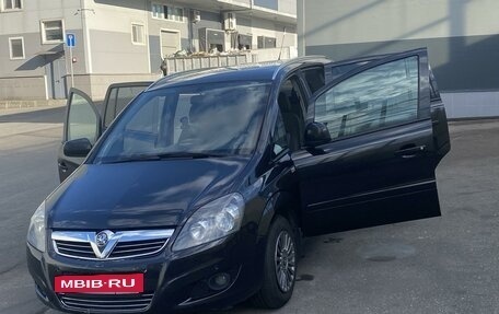 Opel Zafira B, 2012 год, 850 000 рублей, 7 фотография