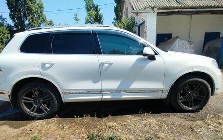 Volkswagen Touareg III, 2015 год, 3 380 000 рублей, 4 фотография